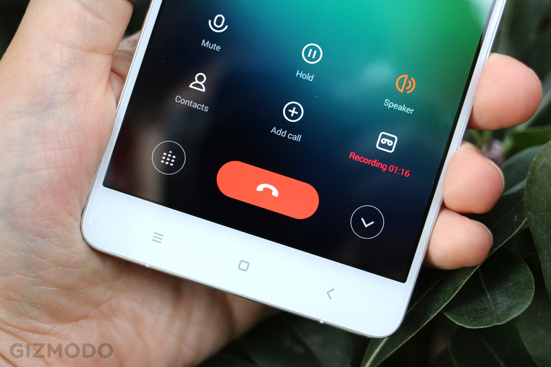 Illustration for article titled Xiaomi Mi Note: This Chinese Phone Is Great. Too Bad You Can't Use It.